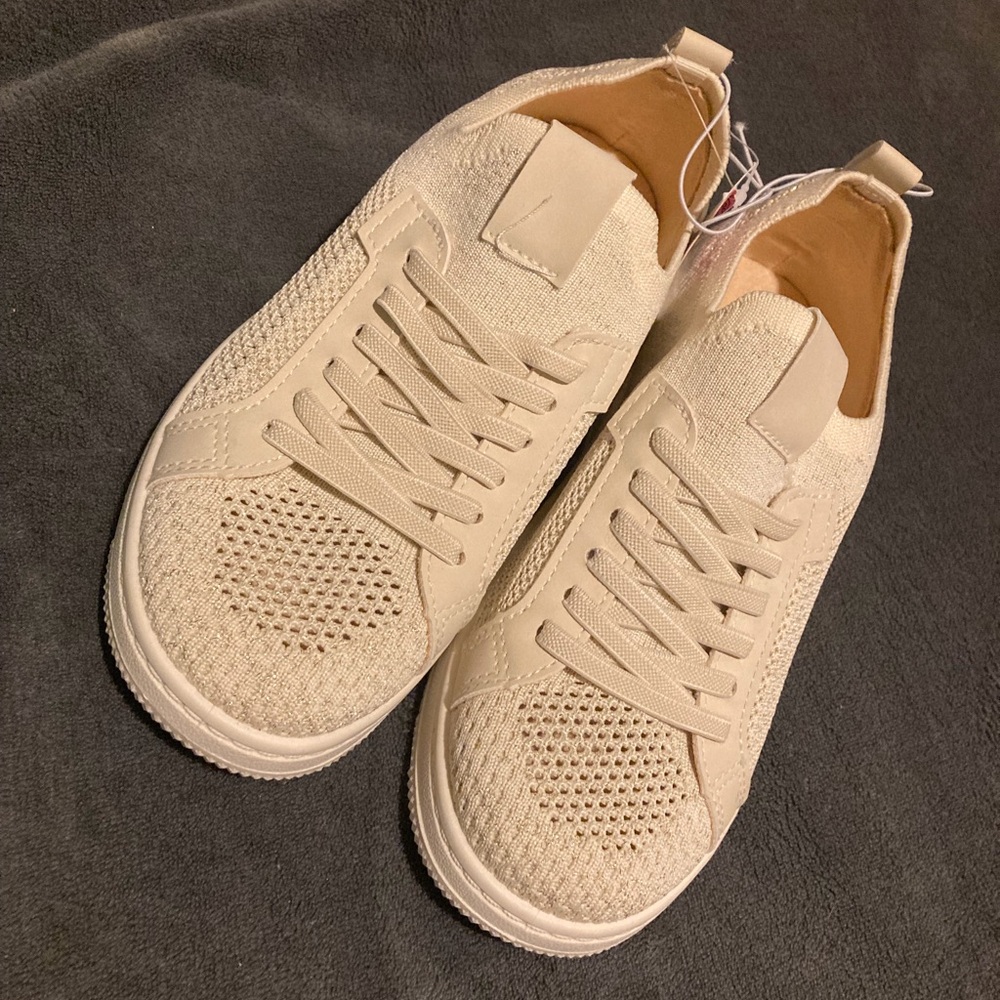 Mia girl Cream Sneakers